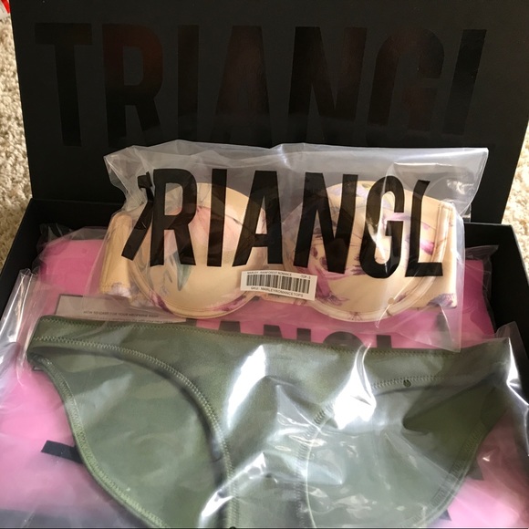 Triangl bikini - Picture 3 of 6